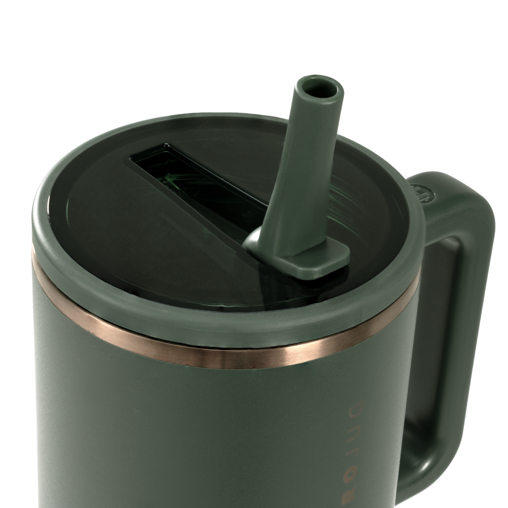 Pine Traveler 32oz with Flip Straw and Dark Lid