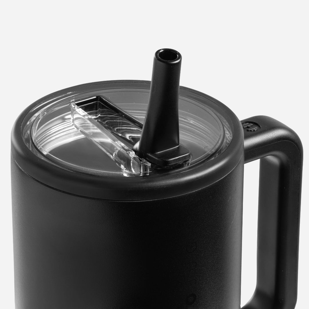 Black Traveler 20oz with Flip Straw and Clear Lid