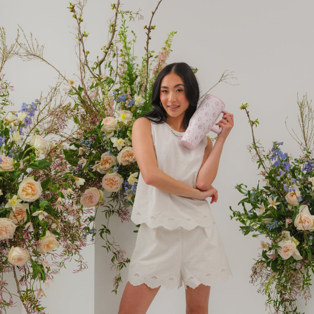 Woman Holding Wildrose Traveler 32oz