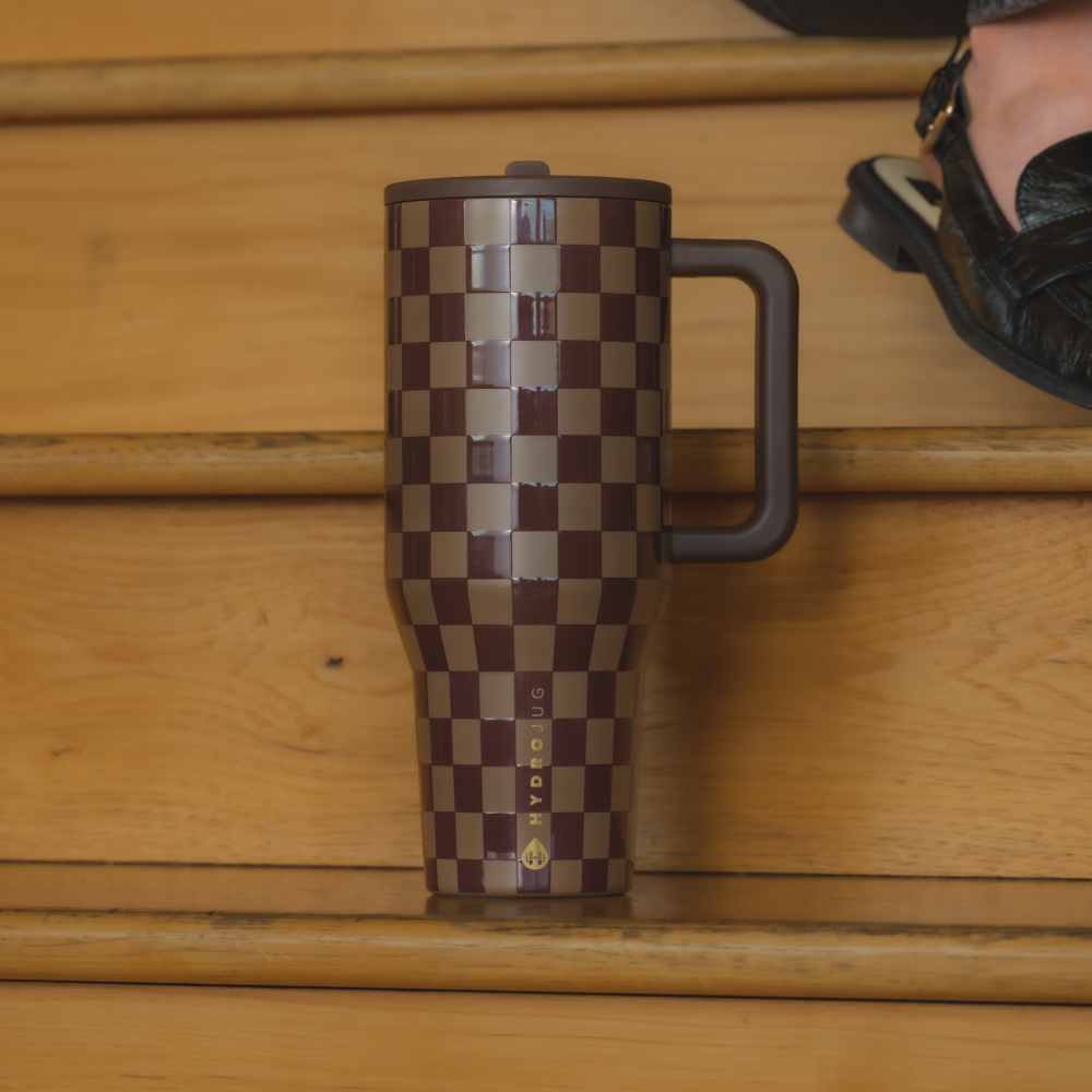 Autumn Checkers Traveler 32oz with Brown Checkered Design